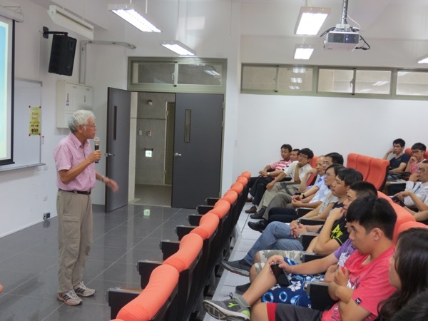 張秋陽老師退休圖片