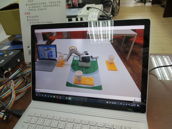 無人機與機械手臂教育訓練圖片