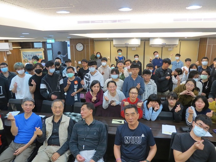 電資學院院系週一帶著咖棒去旅行圖片