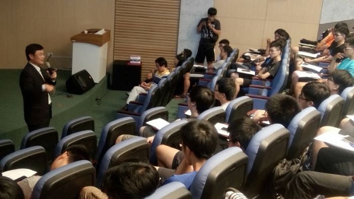 產官學 IN 聯合開講~對大學生的期許 「求學、研究、就業」經驗談【王繼輝 副總經理】圖片