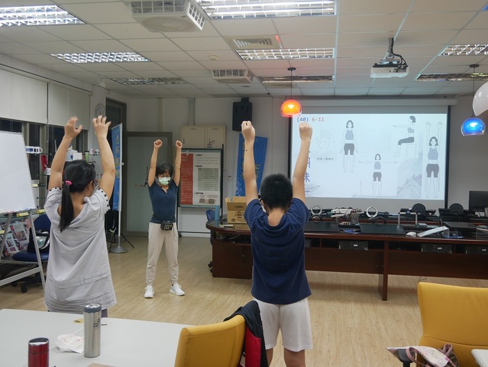 111-1 醫道同源讀書會～從穴道導引探討生命科學 【呂惠娟教授】 (9/28、10/5)圖片